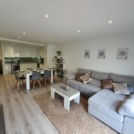 Moderno Duplex Comfort Roses Exteriér fotografie