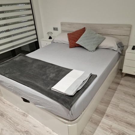 Moderno Duplex Comfort Roses Exteriér fotografie